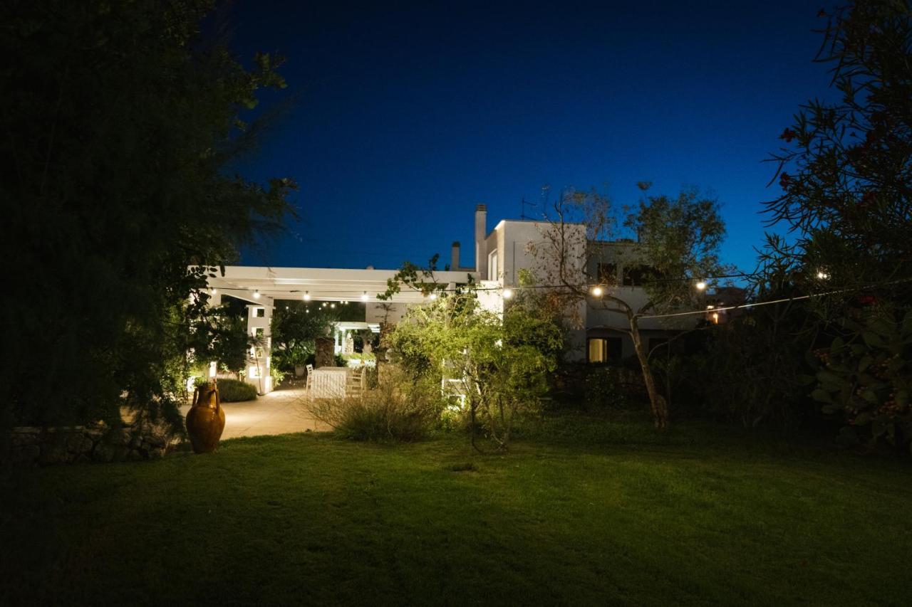 Prestigiosa Villa Con Piscina Condominiale Monopoli Exterior photo