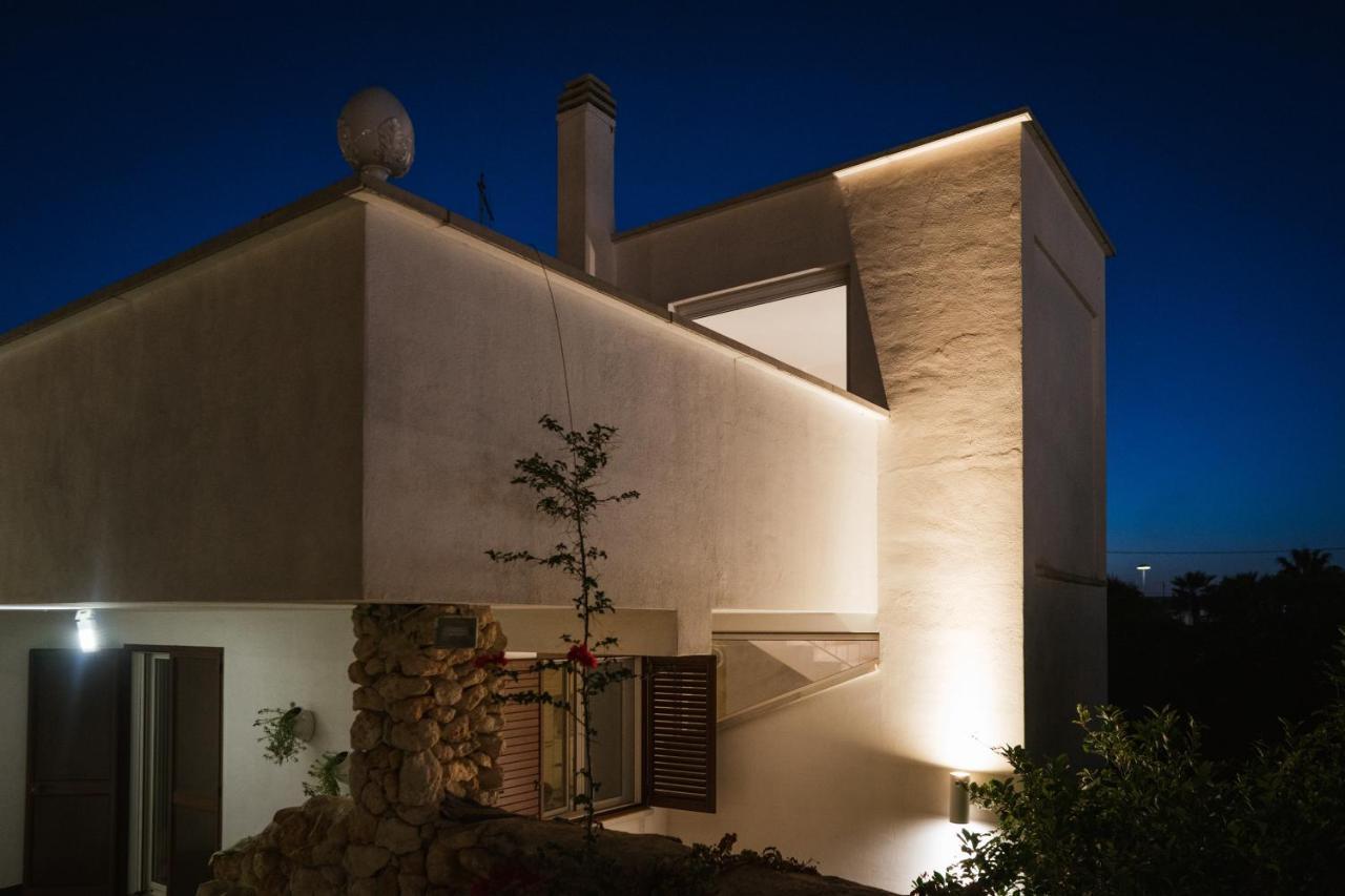 Prestigiosa Villa Con Piscina Condominiale Monopoli Exterior photo